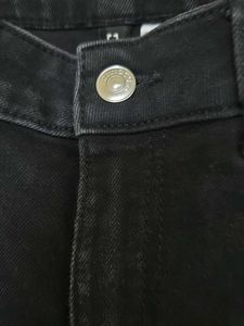 H&amp;M Divided Classic Skinny fit Black D