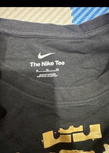 Nike "Strive for Greatness" Tee XL Size
