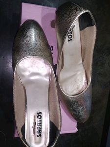 Golden High  Heels