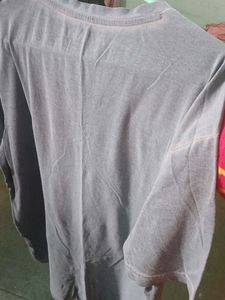 Comfortable V-Neck Graphic T-Shirt