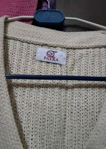 Chic Beige Cropped Knit Cardigan