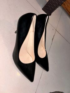 Classic Black Pointed Toe Heels