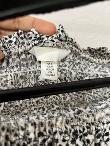 Off-Shoulder Floral Print Top