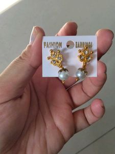 Elegant Pearl Drop Earrings