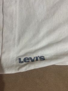 Levi's White T-Shirt