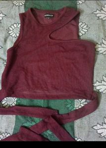 Chic Cut-Out Crop Top with Tie Detail