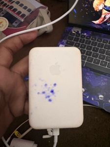 Apple Power Bank original 1960 mah