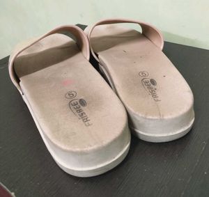 Frisbee Beige Polka Dot Casual Sliders for Women