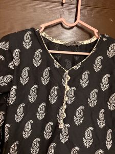 Classic Black Paisley Print Kurta