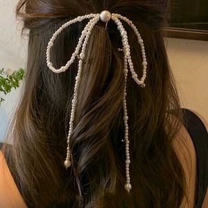 Elegant Pearl Bow Hair Clip🎀