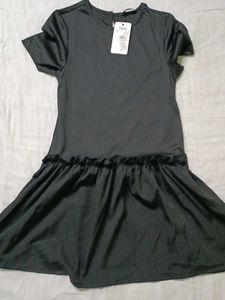 Chic Black Ruffle Hem Dress