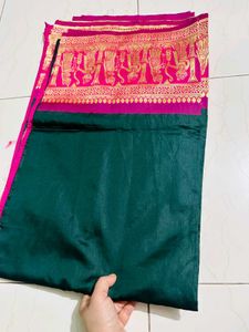 Radha Krishna Print Pink & Green Saree With Blouse
