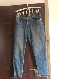 New Stylish Blue Denim Jeans