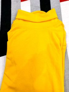 Buff  sweater very best condition L size