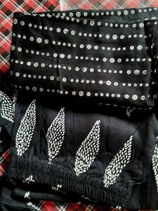 Black Embroidered Kurta set
