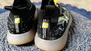 Stylish Knit Sneakers