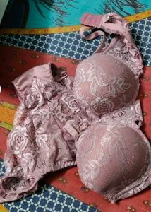 Lace Bra &amp; Panty Set