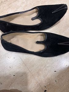 Black Velvet Juttis for Men