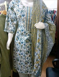 Floral Print Kurta Set with Dupatta