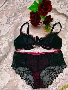 Elegant Black &amp; pinky Lingerie Set