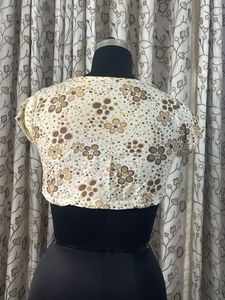 Cute Cropped Ruched Top
