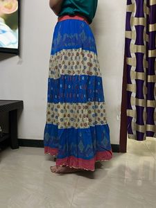 Long skirt with a flares
