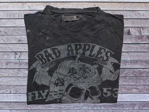 Graphic Skull Tee