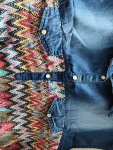 Stylish Denim &amp; Print Sleeveless Top