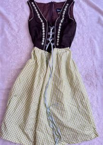 Dirndl Dress with Gingham Skirt