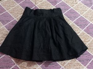 Cute Black Skirt