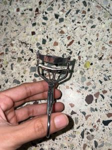 Eyelash Curler