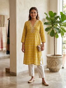 Yellow Paisley Print Kurta (women’s)
