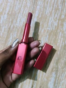 Mamaearth Tinted Lip Balm Shade Crushed Nude