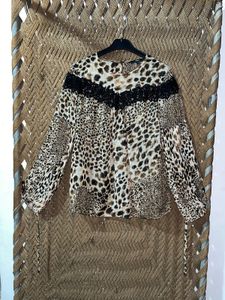 Leopard Print Lace Trim Long Sleeve Top
