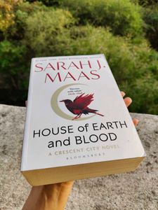 House of Earth and Blood by Sarah J. Maas