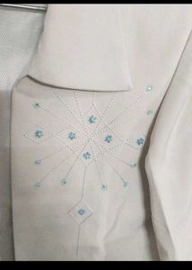 Elegant White Blazer with Embellishments