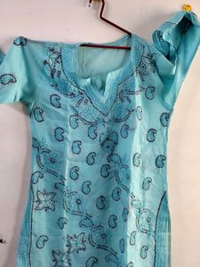 .Lakhnavi Kurtas