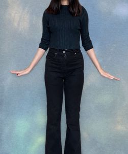 Ribbed Black Top