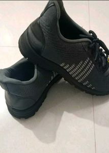 Men safety pattern shoes