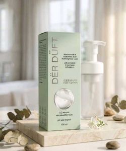 DER DUFT Foaming Face Wash