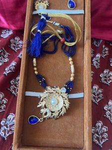 Blue Stone &amp; Pearl Necklace Set