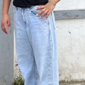 Light Wash Wide Leg Jeans