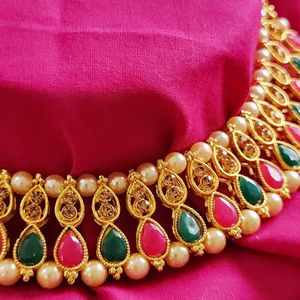 Elegant Gold Plated Necklace Set