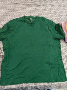15 nos Bundle of Men's T-Shirts