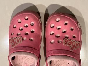 Unisex Beautiful Pink Clogs By Pine Kids Size 30