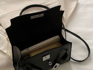 savanaa Cute little black bag Lace Bow