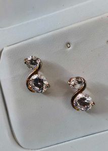 Elegant Pearl and Crystal Earrings Set