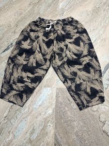 Stylish Printed Capris