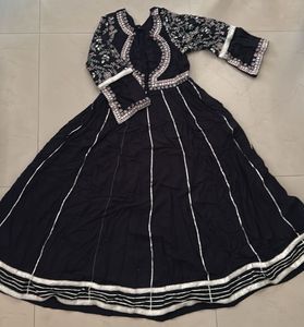 Embroidered Black Kurta Set
