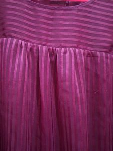 Stylish Burgundy Blouse with Striped Detail